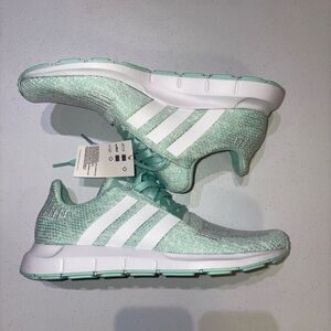 Adidas Swift Run J Women's Fresh Mint Sneakers